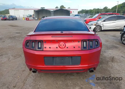 2013 Ford Mustang V6 Premium from USA, damaged, VIN 1ZVBP8AM5D5277947